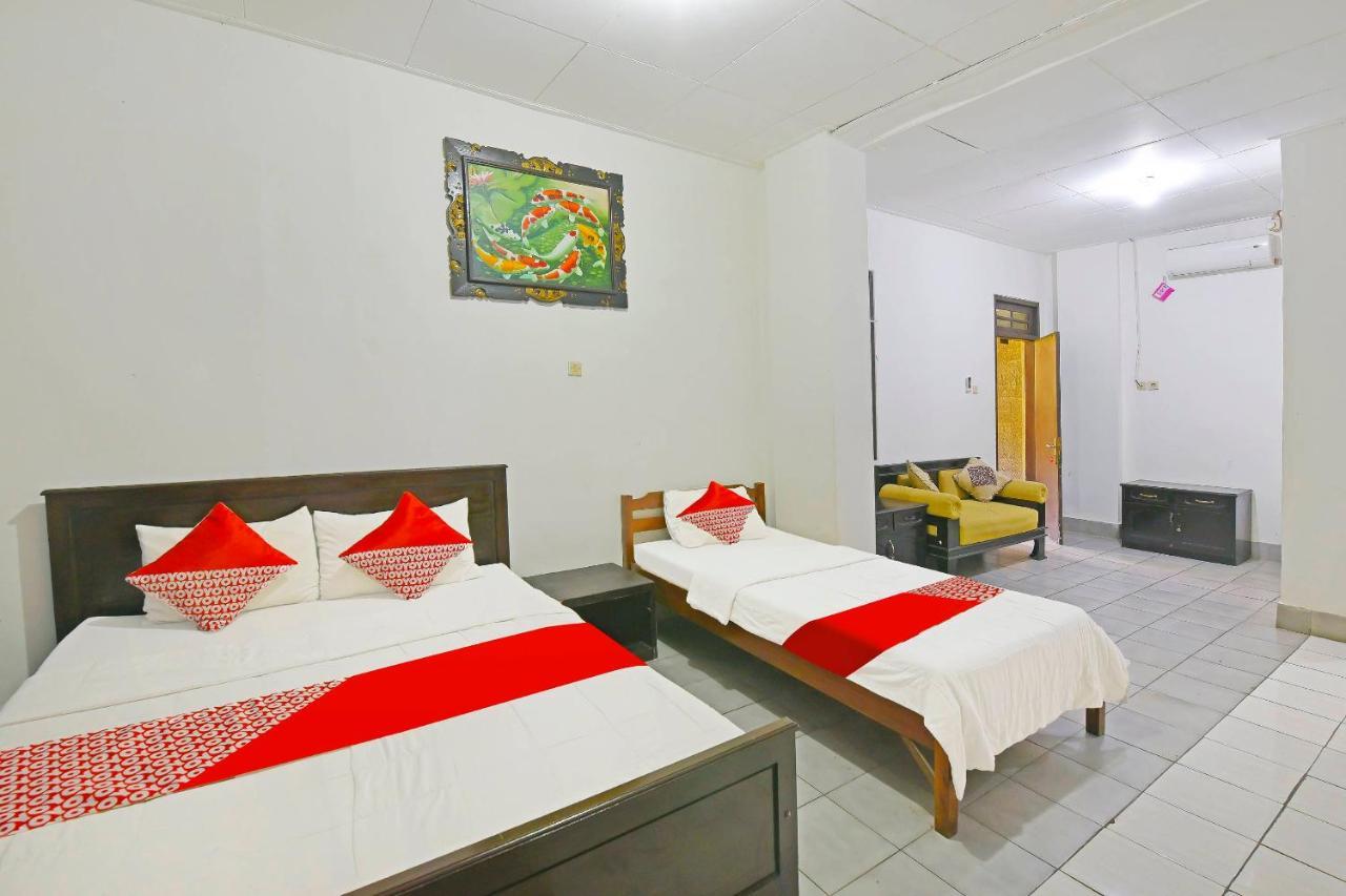 Oyo 3244 Grand Chandra Hotel Denpasar Exterior foto